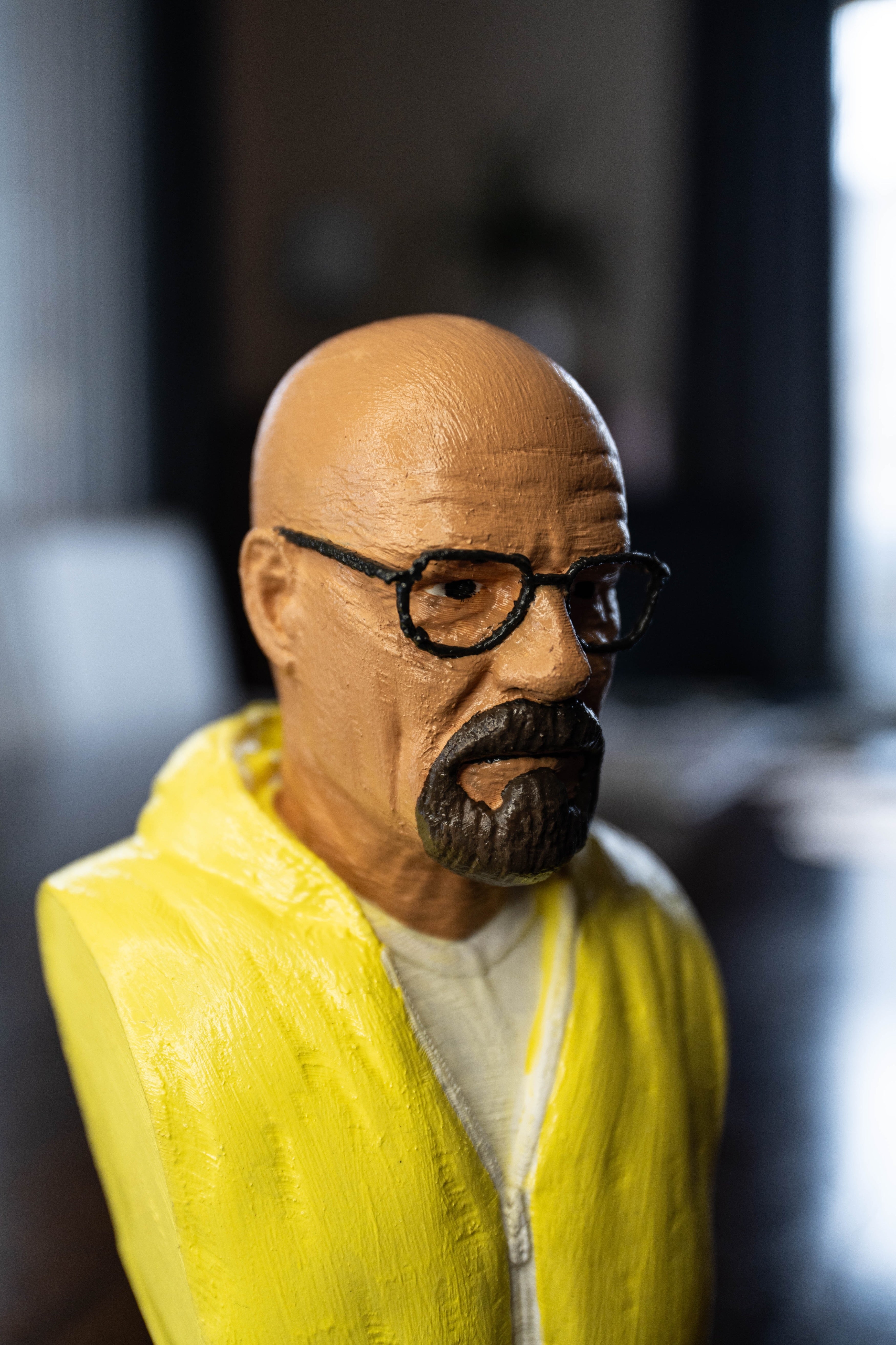 FEHÉR VALTER™ Mellszobor