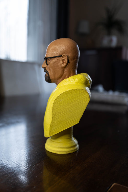 FEHÉR VALTER™ Mellszobor